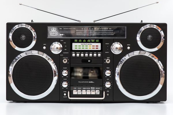 GPO RETRO GPO BROOKLYN BOOMBOX – BLACK