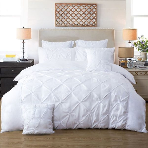 Diamond Pintuck Quilt/Doona/Duvet Cover Set – DOUBLE, White