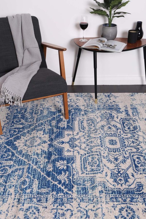 delicate-audrey-ivory-navy-rug 80×300