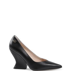 Wave-Shaped Heel Pointed-Toe Pumps