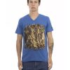 Short Sleeve T-shirt with V-neck and Front Print – L