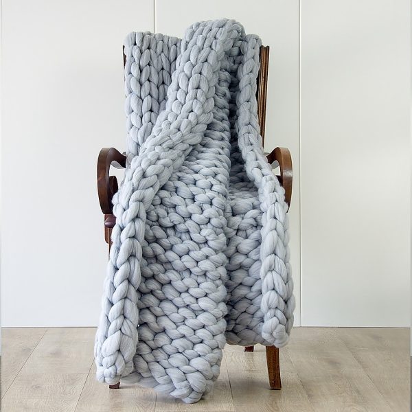 Hand Knitted Chunky Blanket Thick Acrylic Yarn Blanket Home Decor Throw Rug – Grey