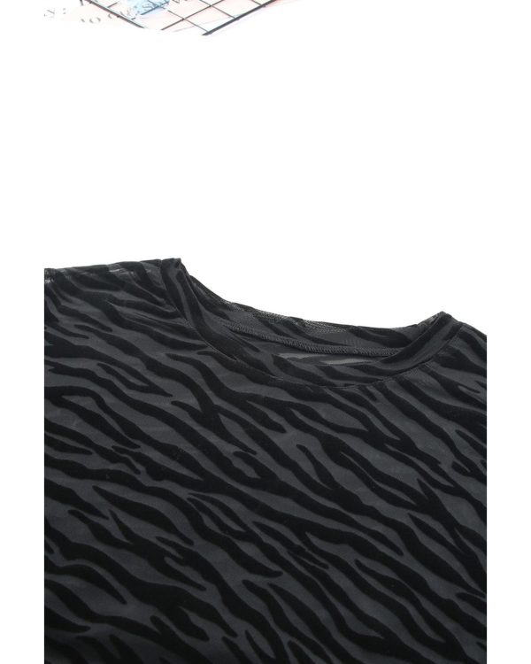 Azura Exchange Zebra Print Long Sleeve Top – L