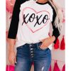 Azura Exchange Heart Graphic Contrast Sleeve Tee – M