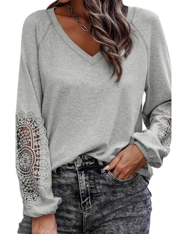 Azura Exchange Crochet Lace Patch Raglan Sleeve Top – M