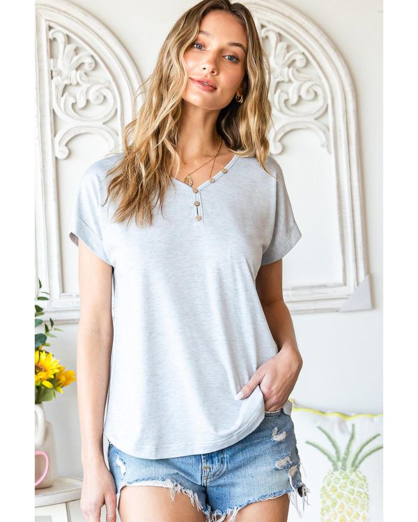 Azura Exchange Buttoned V Neckline T-shirt – L