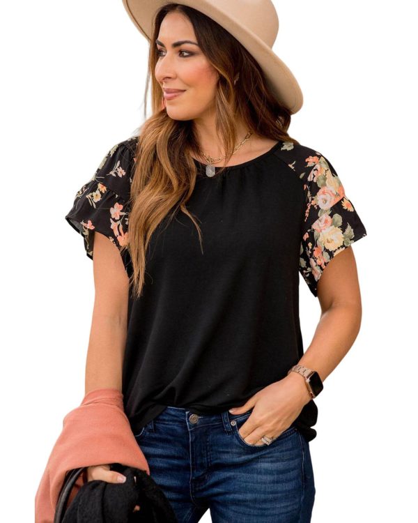 Azura Exchange Tiered Floral Short Sleeve T-Shirt – M