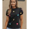 Azura Exchange Embroidered Flower Short Sleeve Tee – L