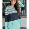 Azura Exchange Hoodie with Color Block Design – L